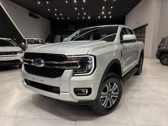 FORD RANGER 3.0 V6 TURBO DIESEL CD XLT 4X4 AUTOMÁTICO FORD RANGER 3.0 V6 TURBO DIESEL CD XLT 4X4 AUTOMÁTICO